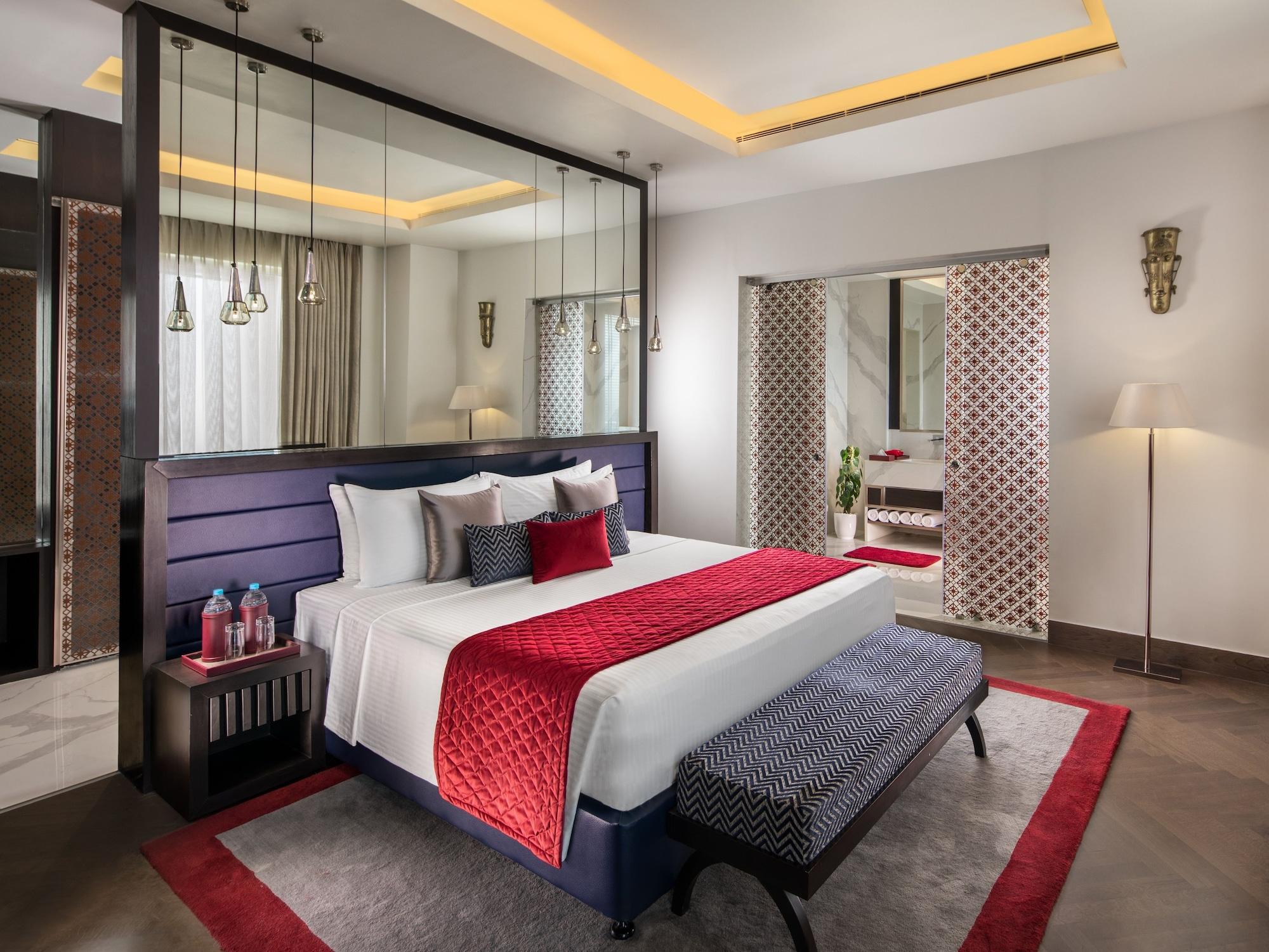 Sandal Suites By Lemon Tree Hotels Noida Exterior foto